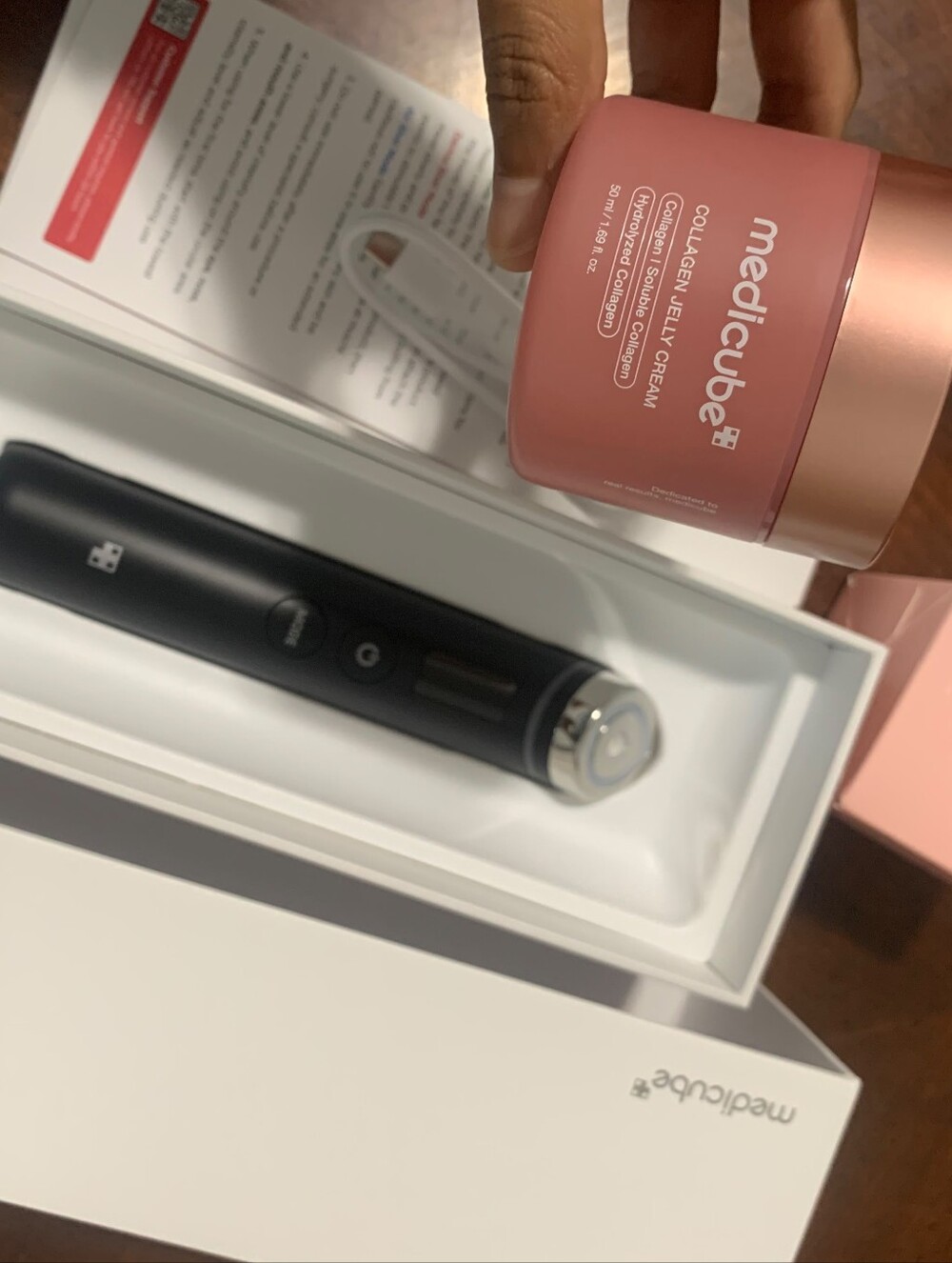 Medicube Age-R Booster Pro With Collagen Jelly Cream